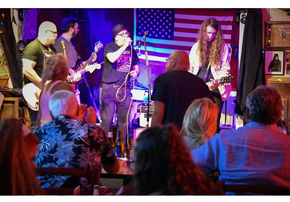 The Charlie Soul Band LIVE at Ranelli's - the crowd was jumpin'